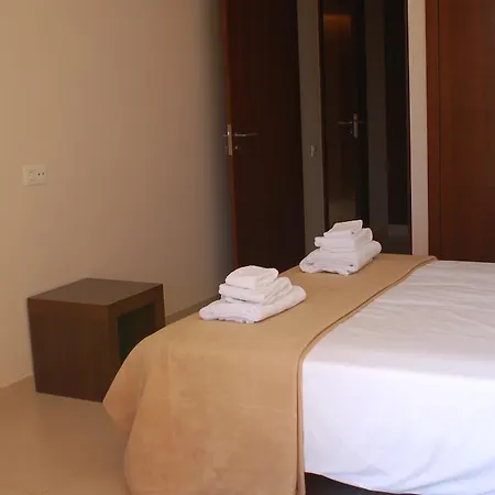 Salgados Apartment *